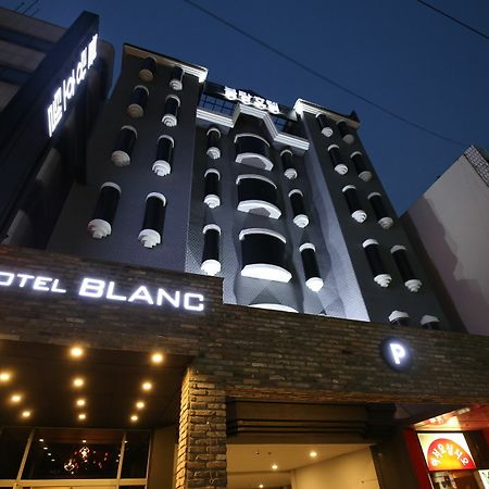 Hotel Blanc In Чхонджу Екстер'єр фото